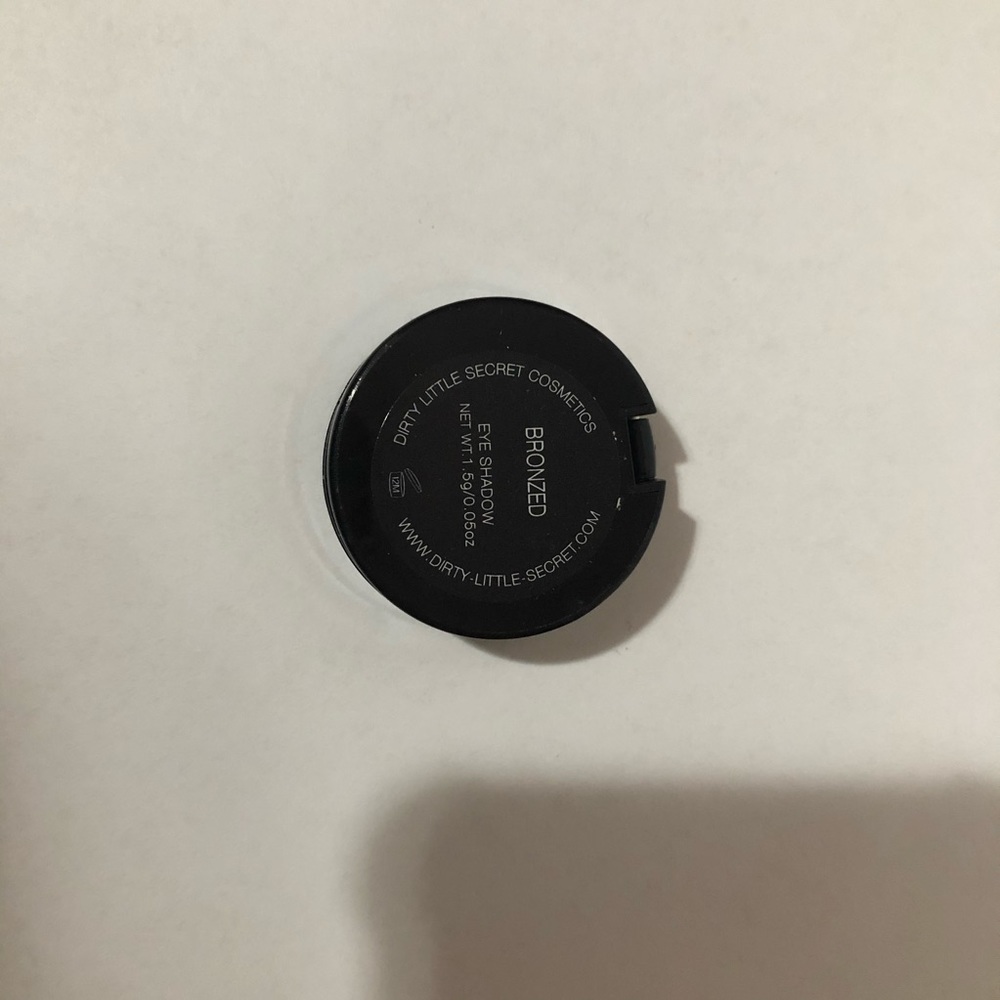 Dls Eye shadow - Picture 2 of 3